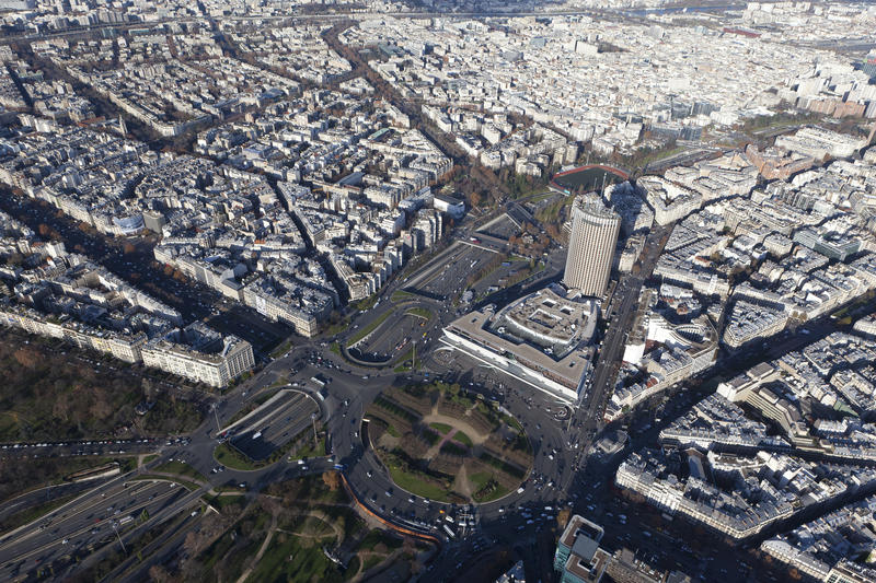 Zone urbaine à la porte Maillot